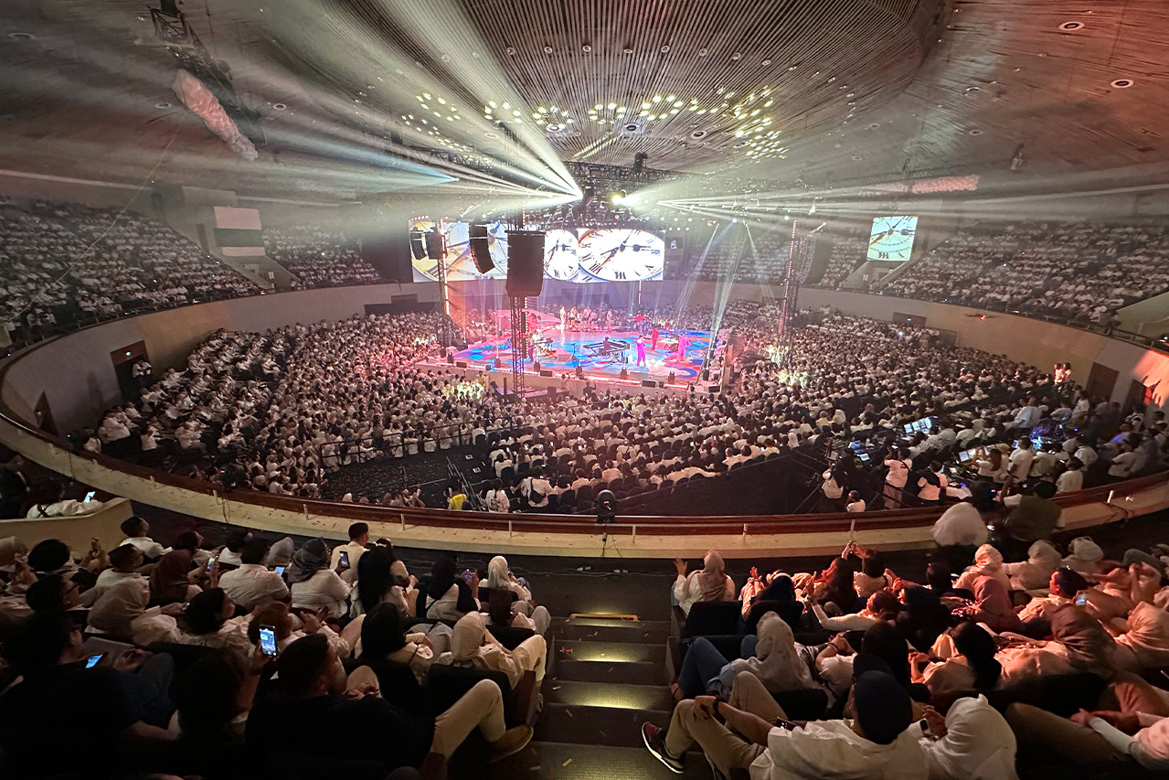 konser kahitna